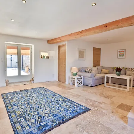 Le Braye Holiday home *